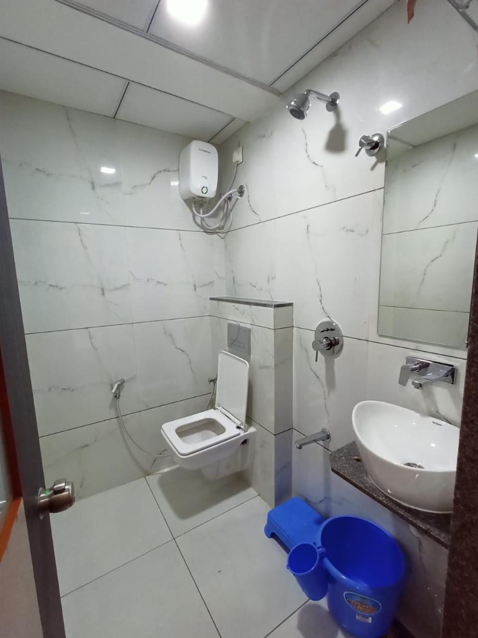 Hotel Crossview Palanpur Dış mekan fotoğraf